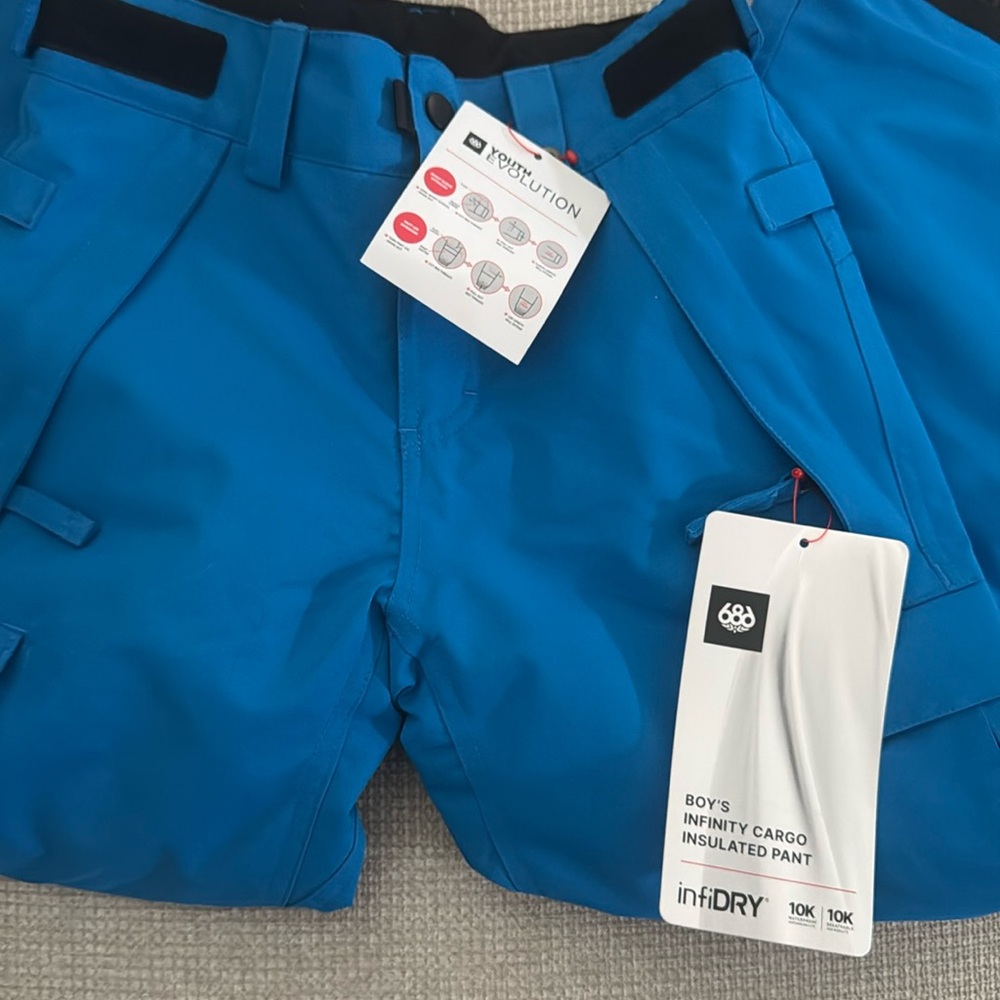 Boys infinity cargo insulated Snowboarding pants